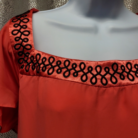 Coral Blouse with Embroidered Square Neckline - Picture 6 of 8